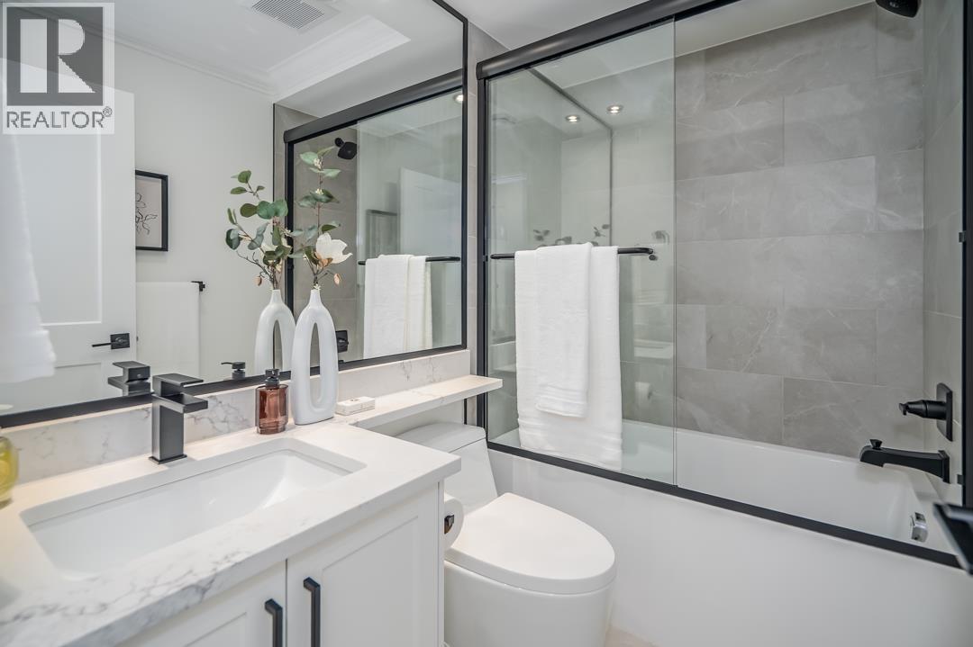 3 Bed, 3 Bath House for Sale in Richmond – 17 22811 MCLEAN AVENUE, Richmond - Image 9