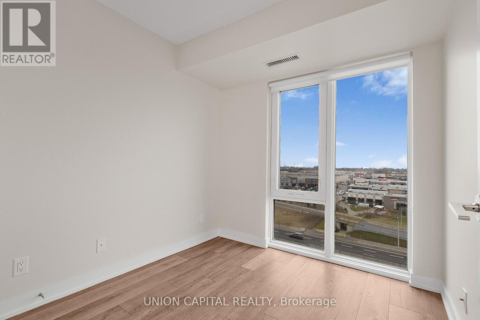 #1014 38 MONTE KWINTER COURT - 13