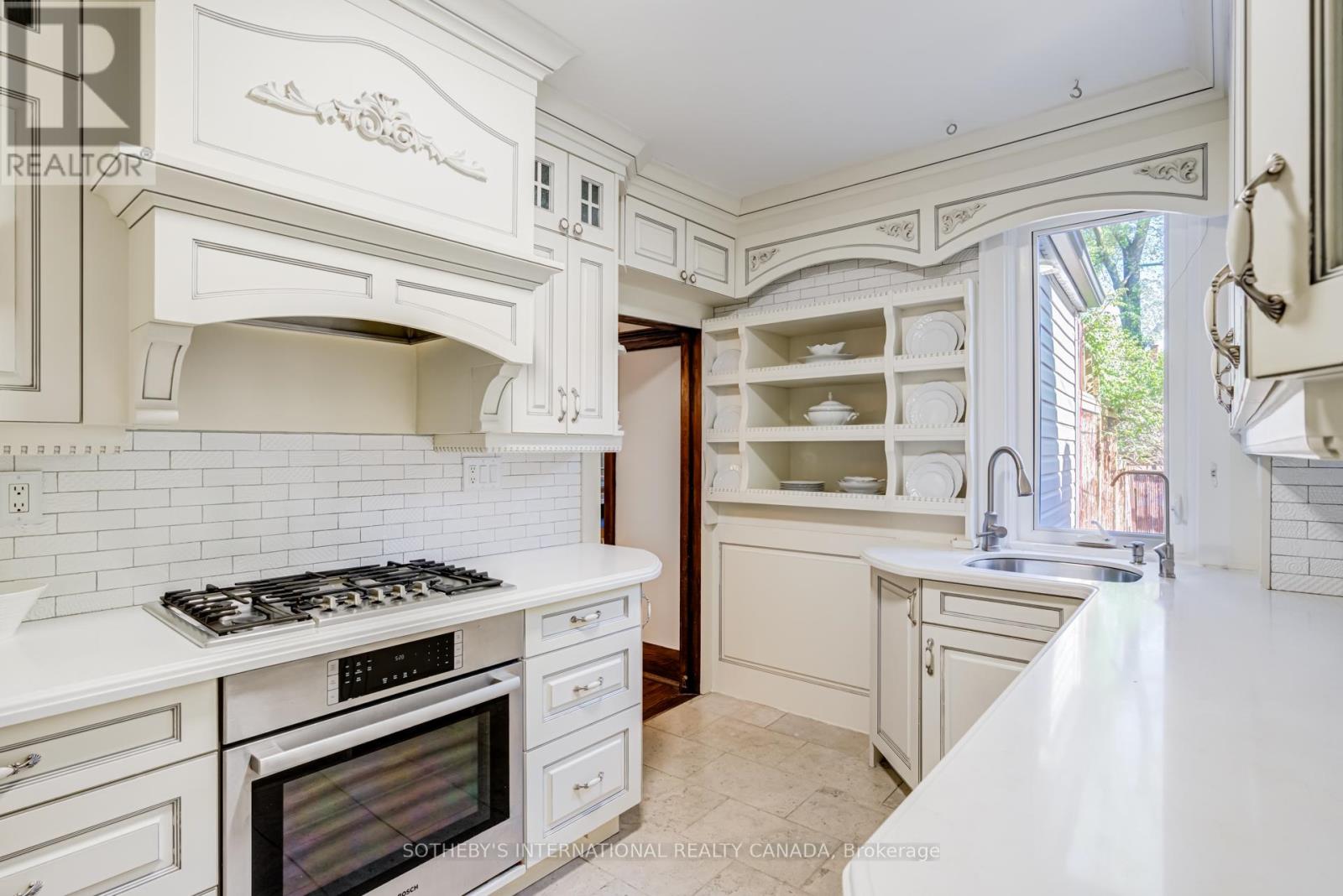 361 HILLSDALE AVENUE E - 18