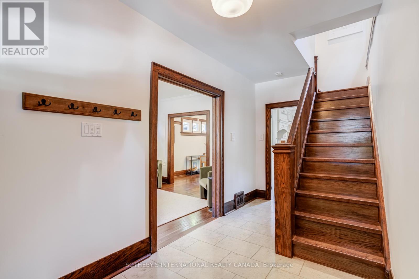 361 HILLSDALE AVENUE E - 20