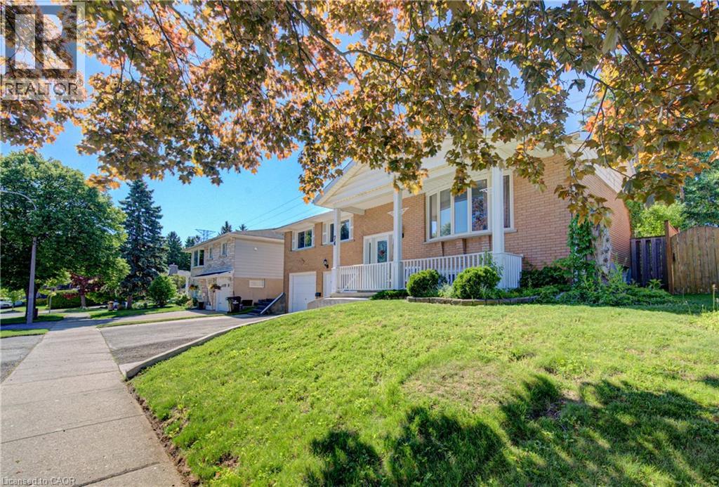 74 GLEN PARK Crescent - Image 3