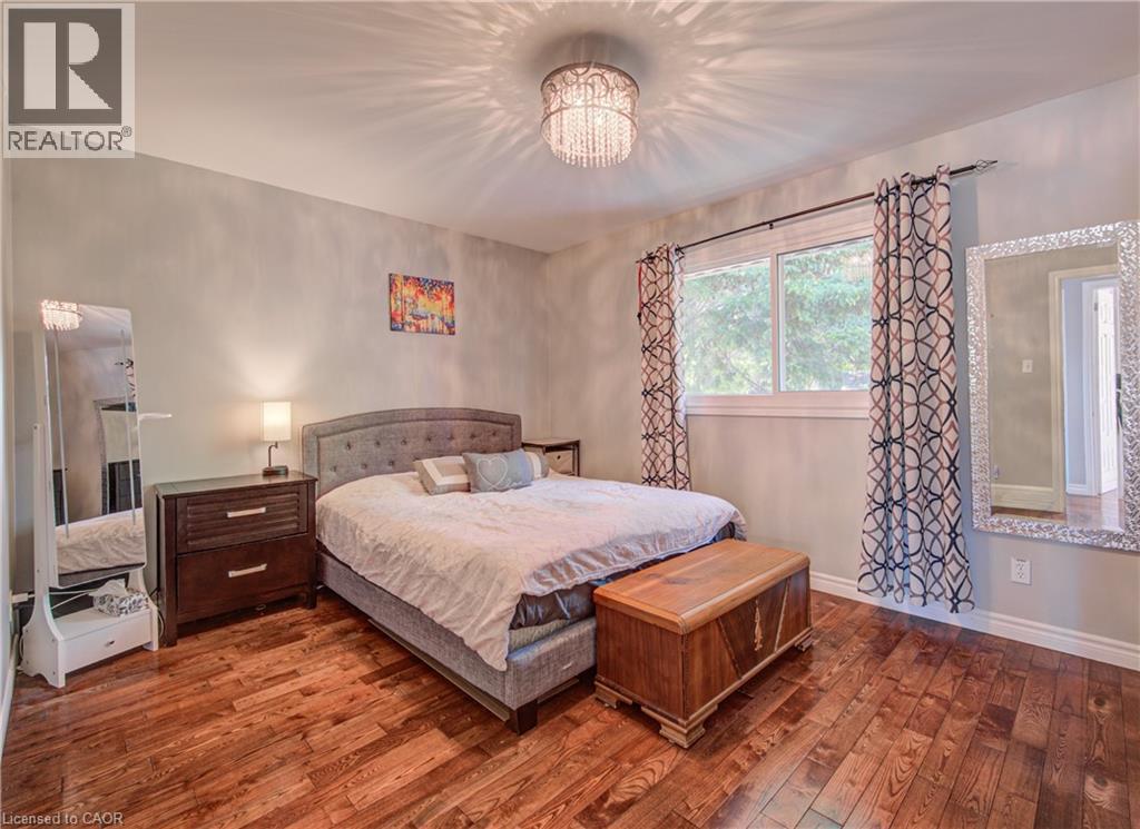 74 GLEN PARK Crescent - 23