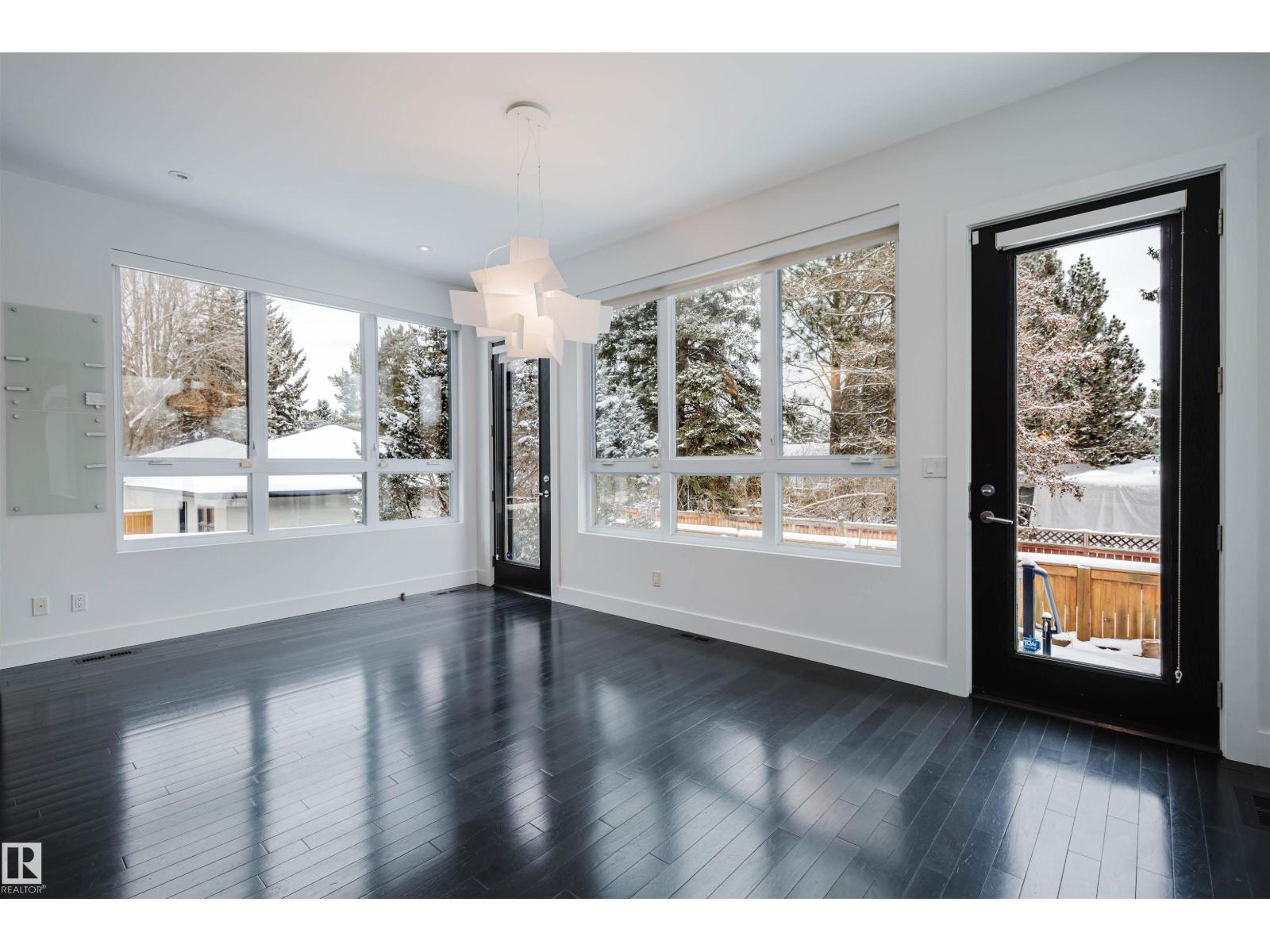 6307 125 ST NW - 21