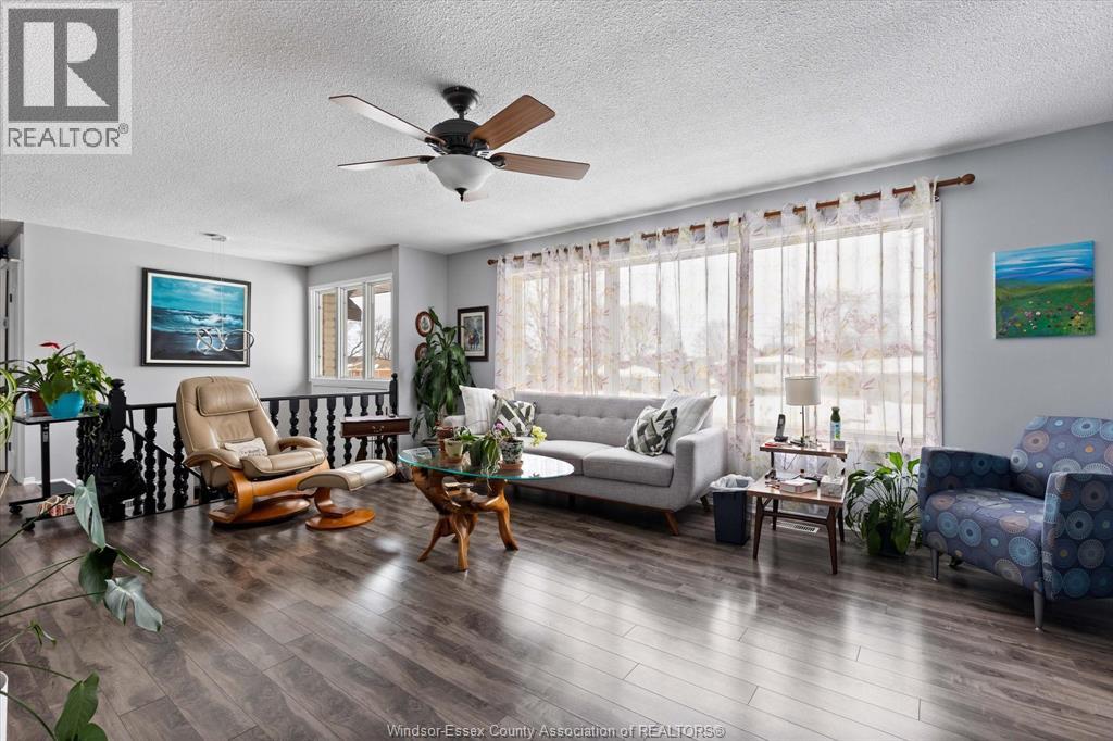 19079 BLUE WATER AVENUE - 11