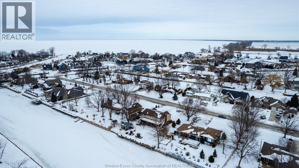 19079 BLUE WATER AVENUE - 32