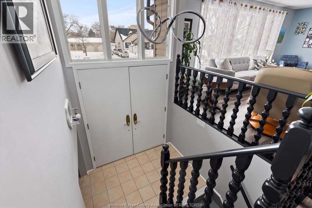 19079 BLUE WATER AVENUE - 9