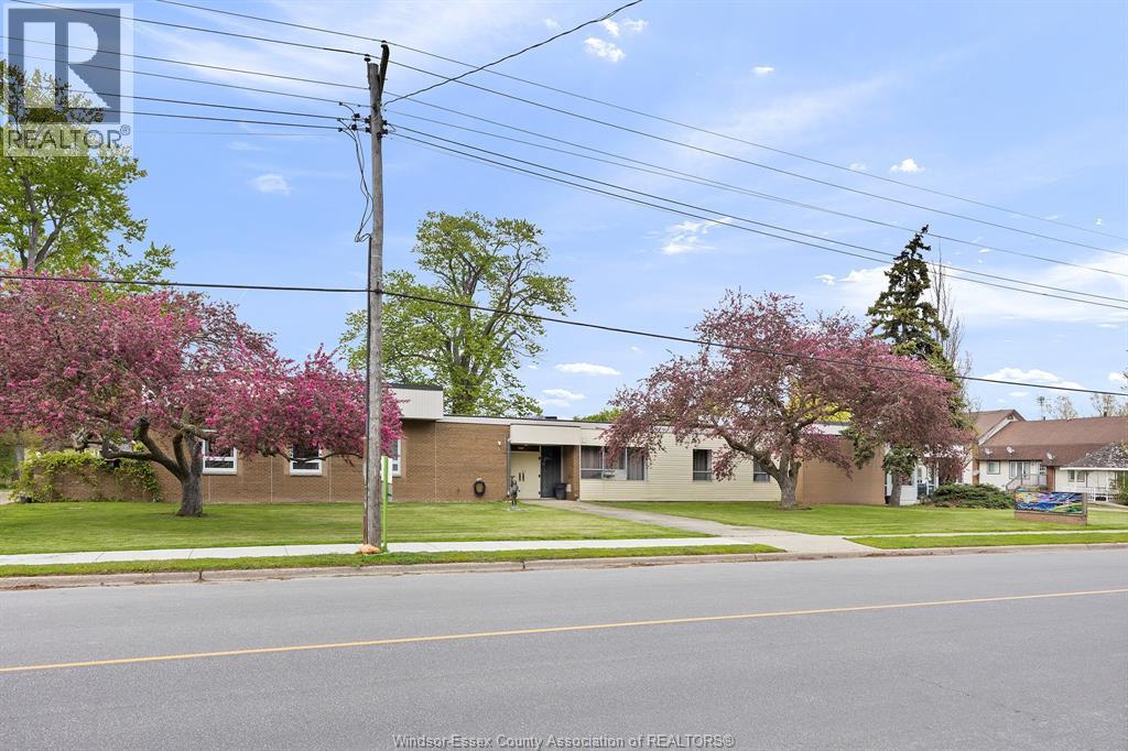 6690 TECUMSEH ROAD - 1