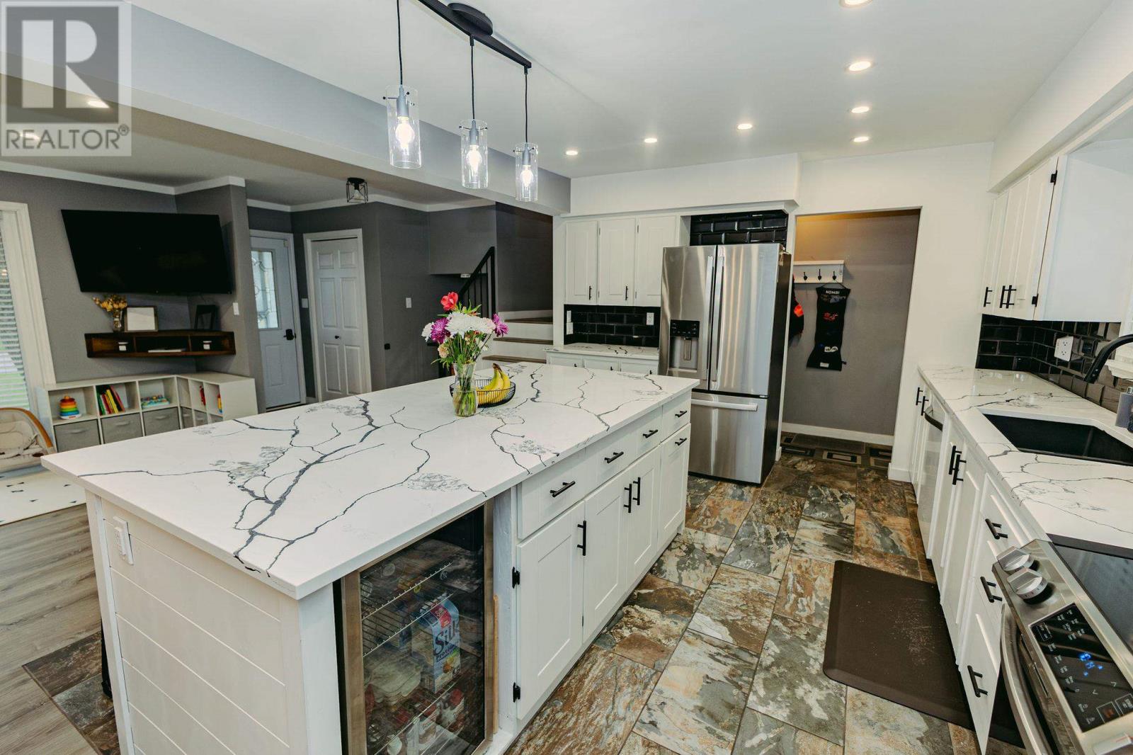 153 Plaintree DR - 11