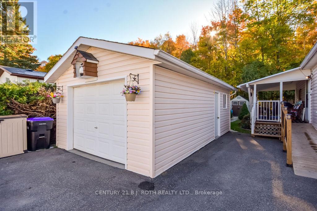 1355 HILLTOP ROAD - 4