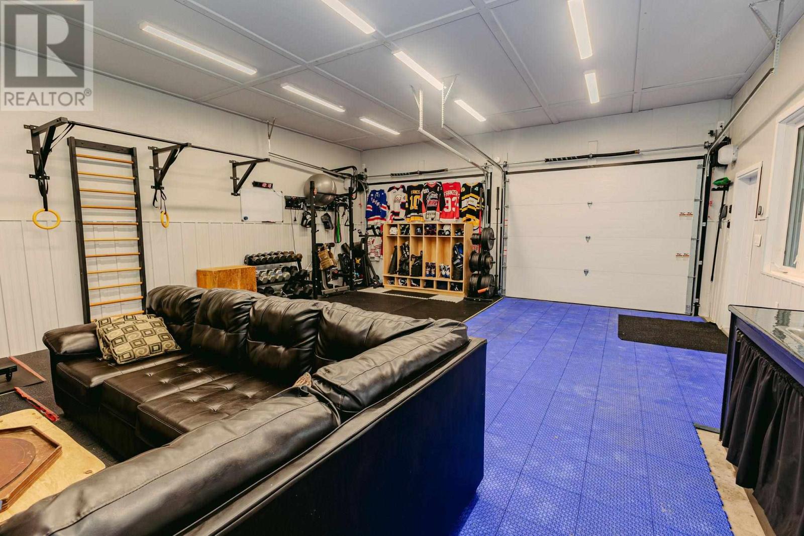 153 Plaintree DR - 42
