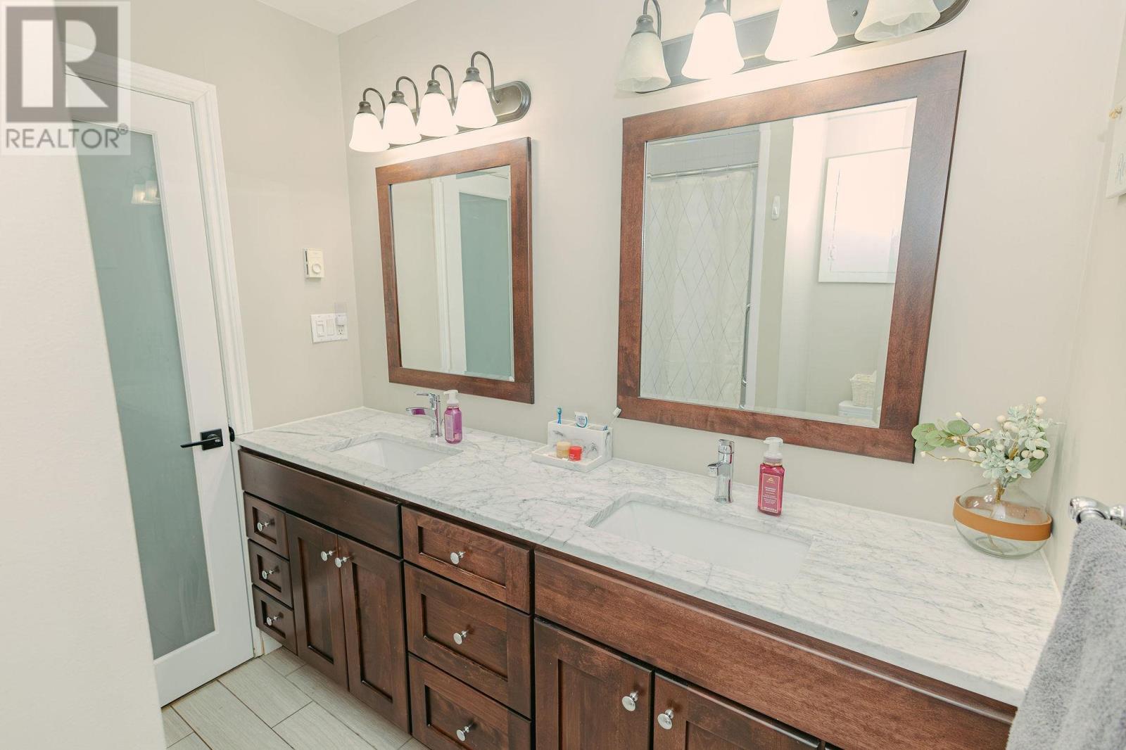 153 Plaintree DR - 22