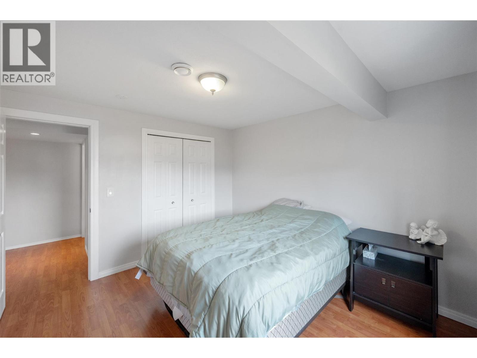 #26 7915 Hespeler Road - 33
