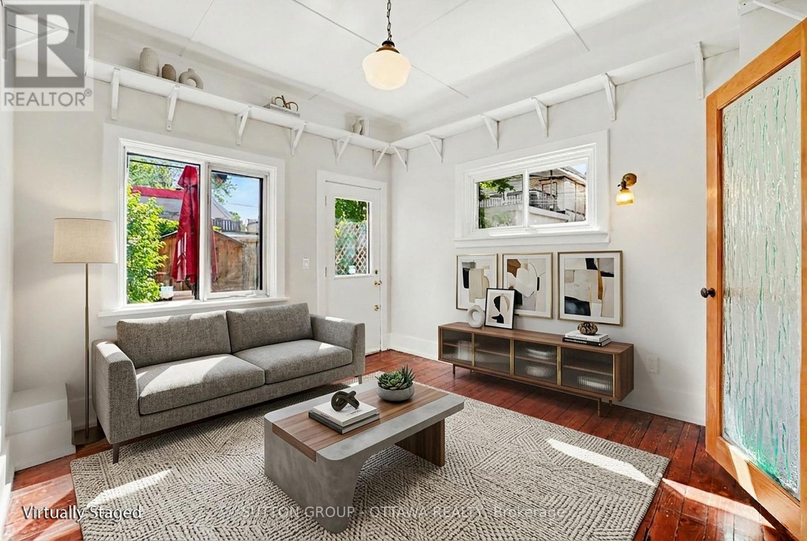 279 CAMBRIDGE STREET N - 14