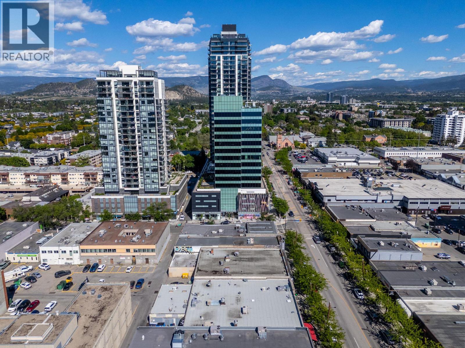  536-538 Bernard Avenue, Kelowna