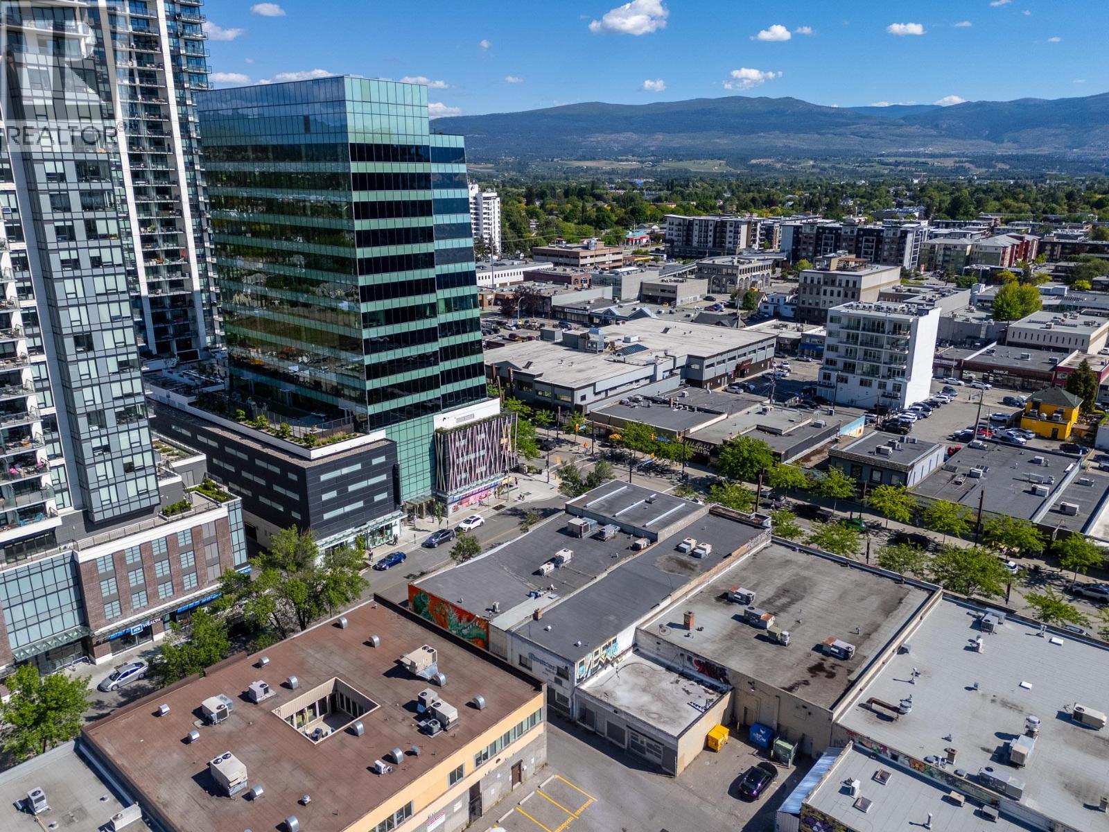  536-538 Bernard Avenue, Kelowna