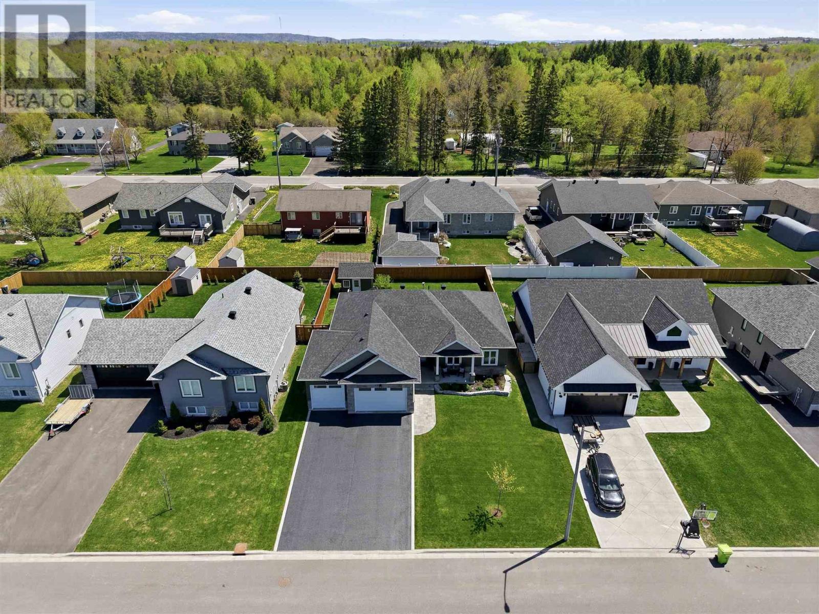 95 Chatfield DR - 50
