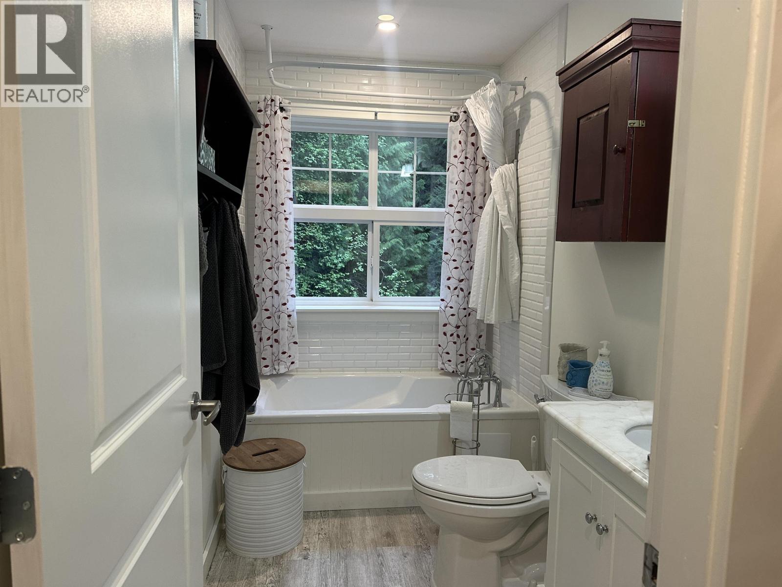 5021 SPEED CRESCENT - 25