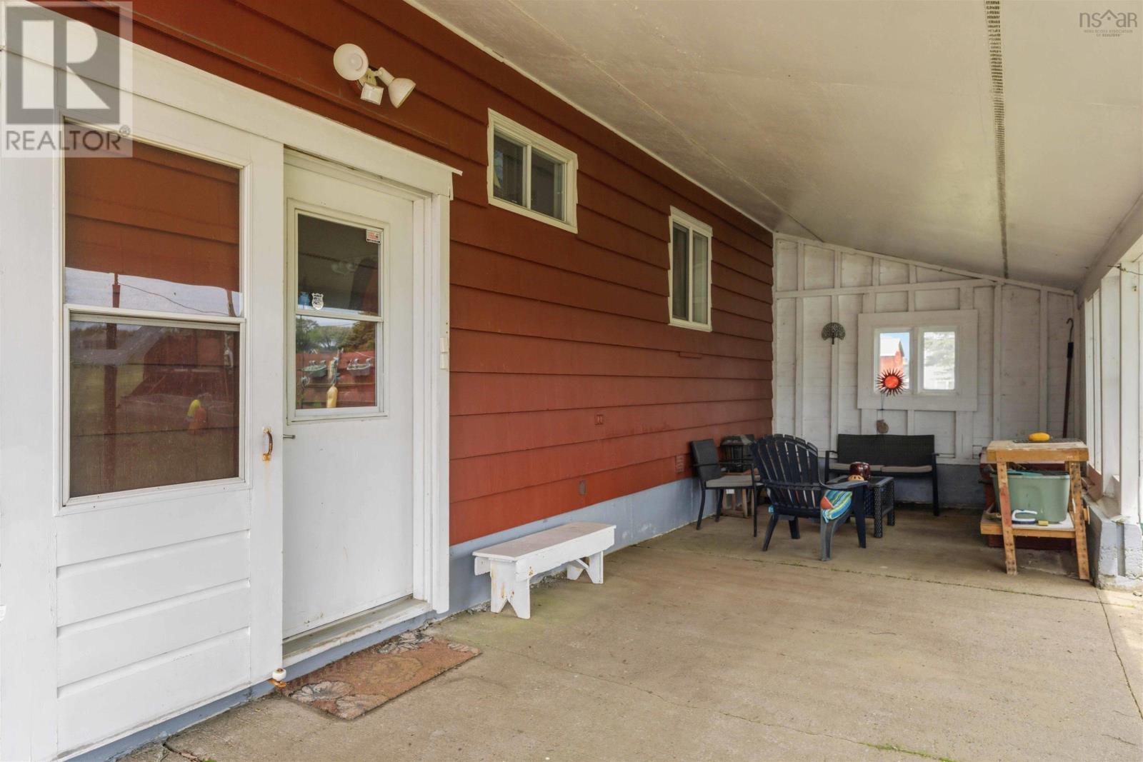 3438 Highway 1 - 38