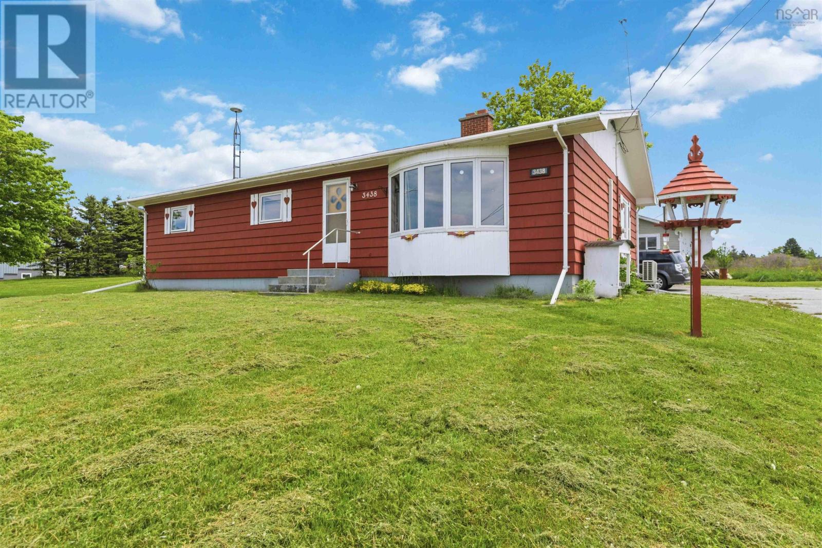 3438 Highway 1 - 3