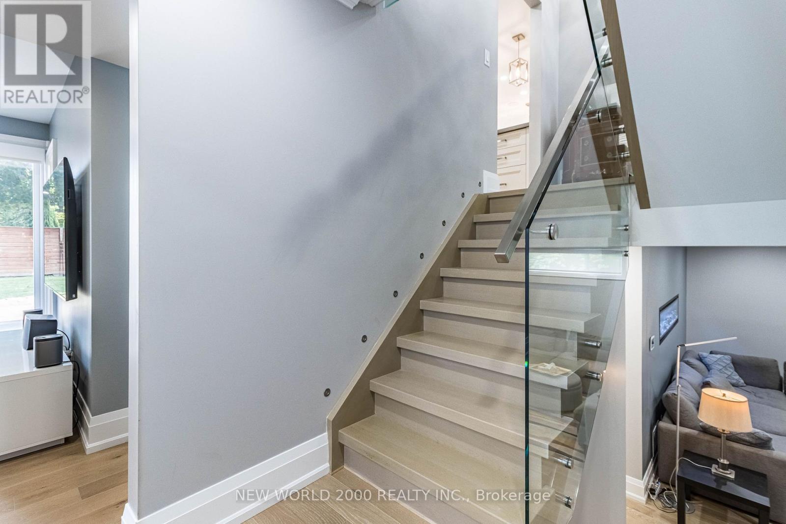 58 COMAY ROAD - 29