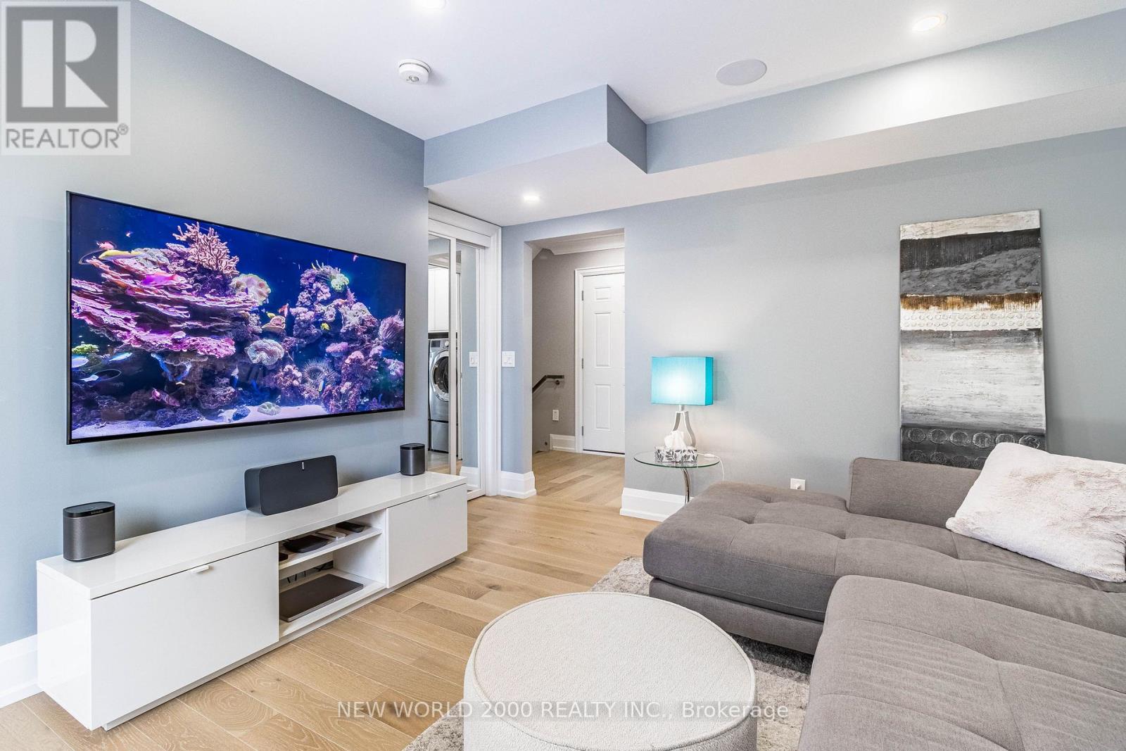 58 COMAY ROAD - 31
