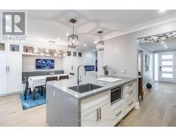 Dining room - 58 Comay Road, Toronto, ON M6M2L1 Photo 7