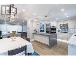 Kitchen - 58 Comay Road, Toronto, ON M6M2L1 Photo 8