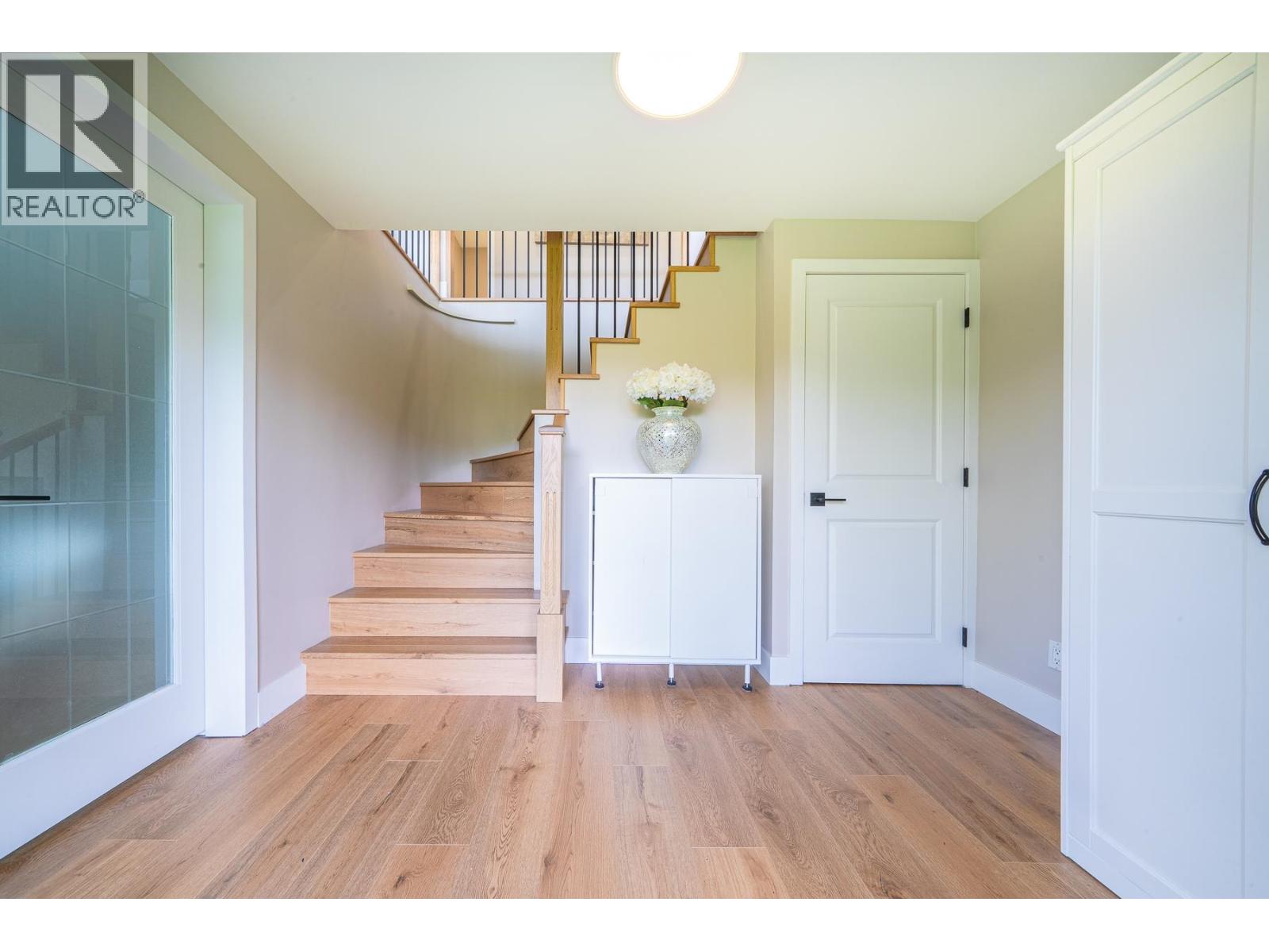 880 JEFFERSON AVENUE, West Vancouver