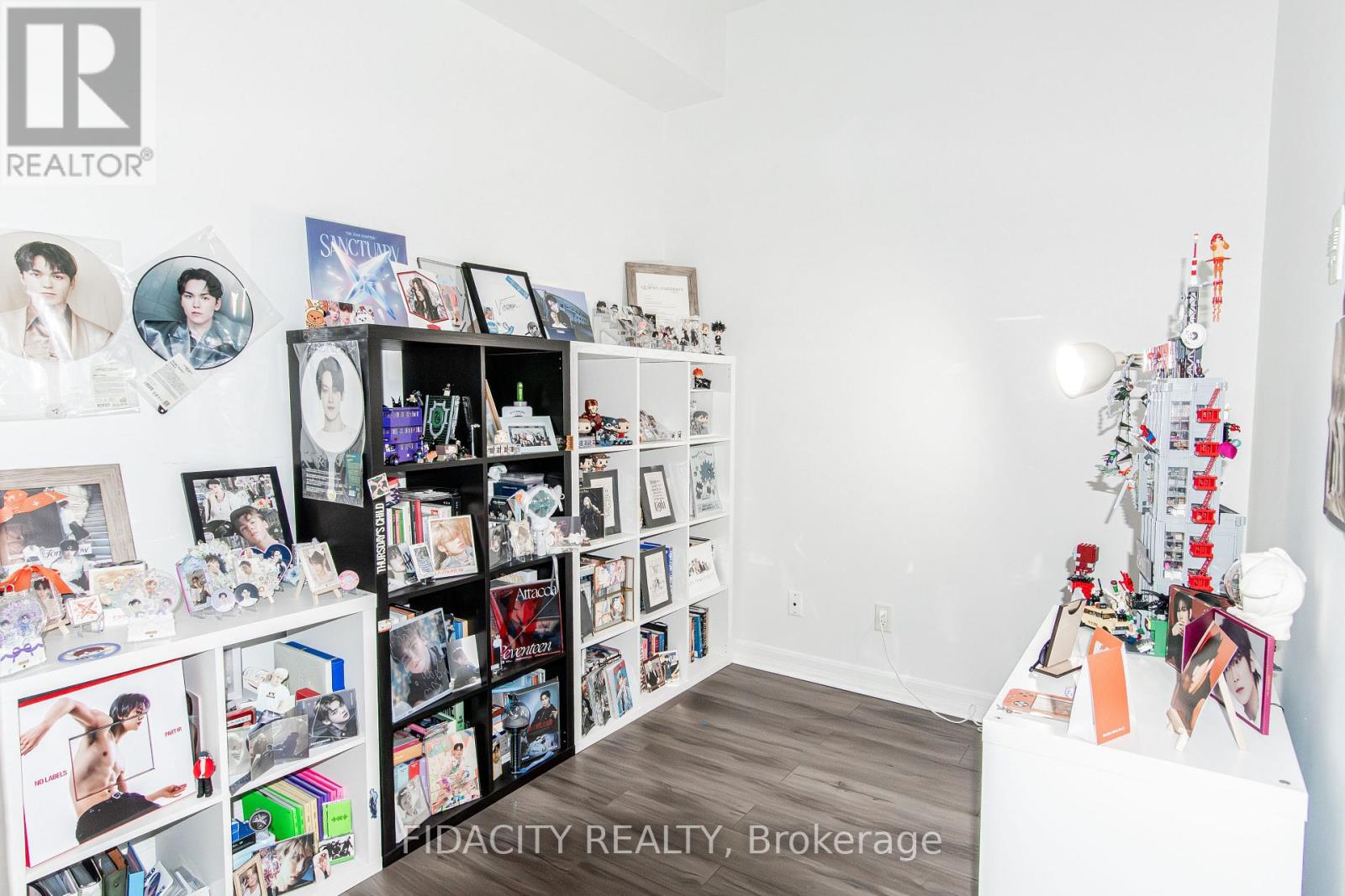 #10M 310 CENTRAL PARK DRIVE - 10