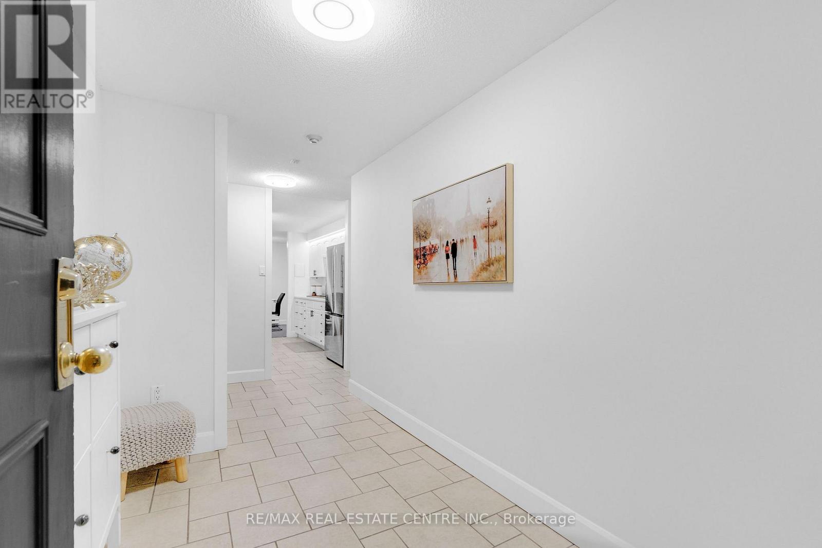 #103 35 GREEN VALLEY DRIVE - 13