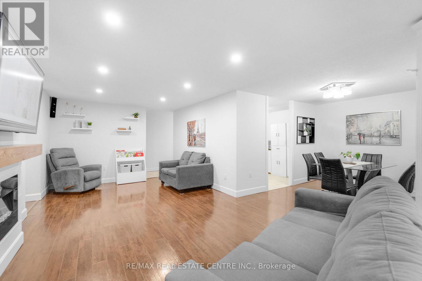 #103 35 GREEN VALLEY DRIVE - 19