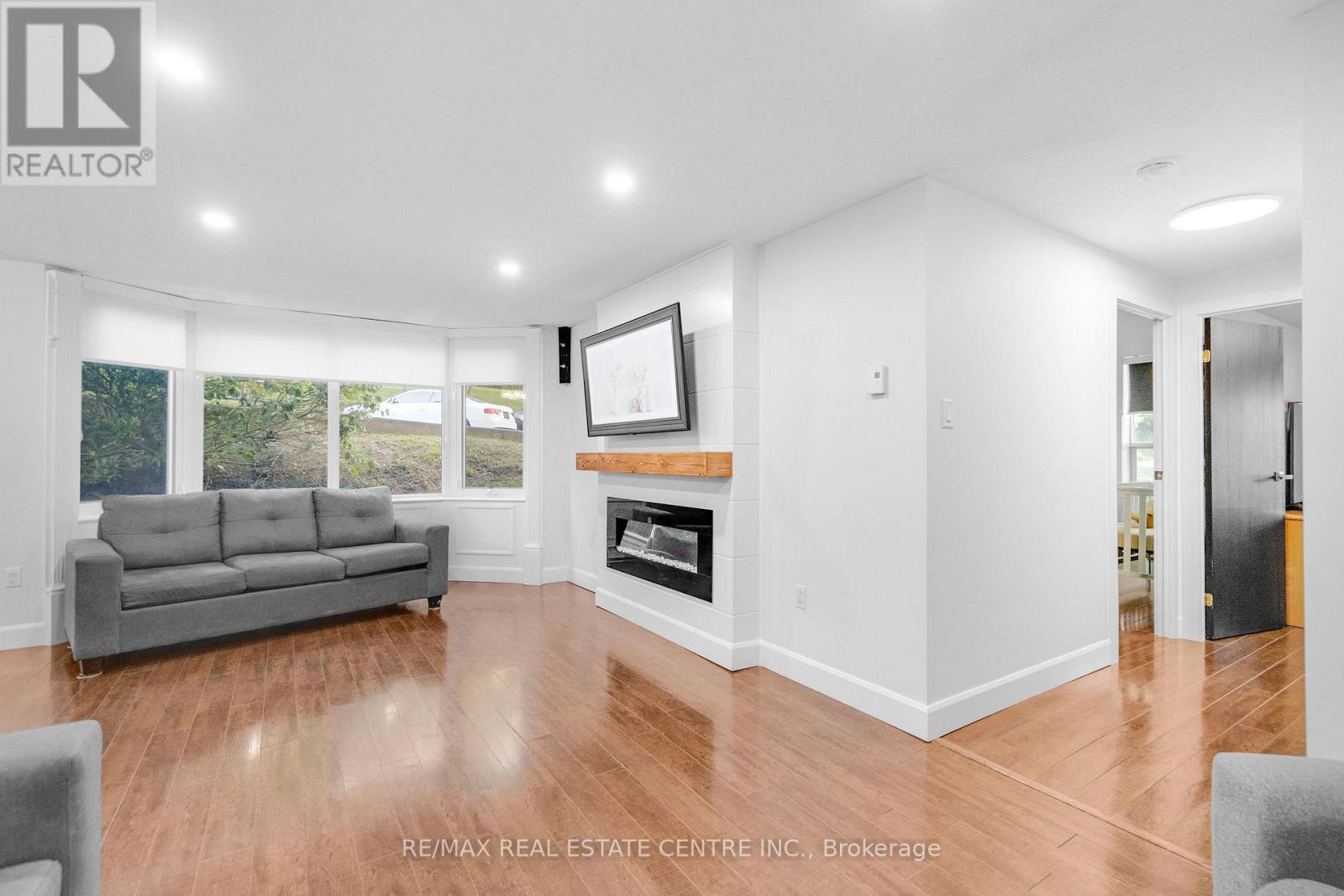 #103 35 GREEN VALLEY DRIVE - 25