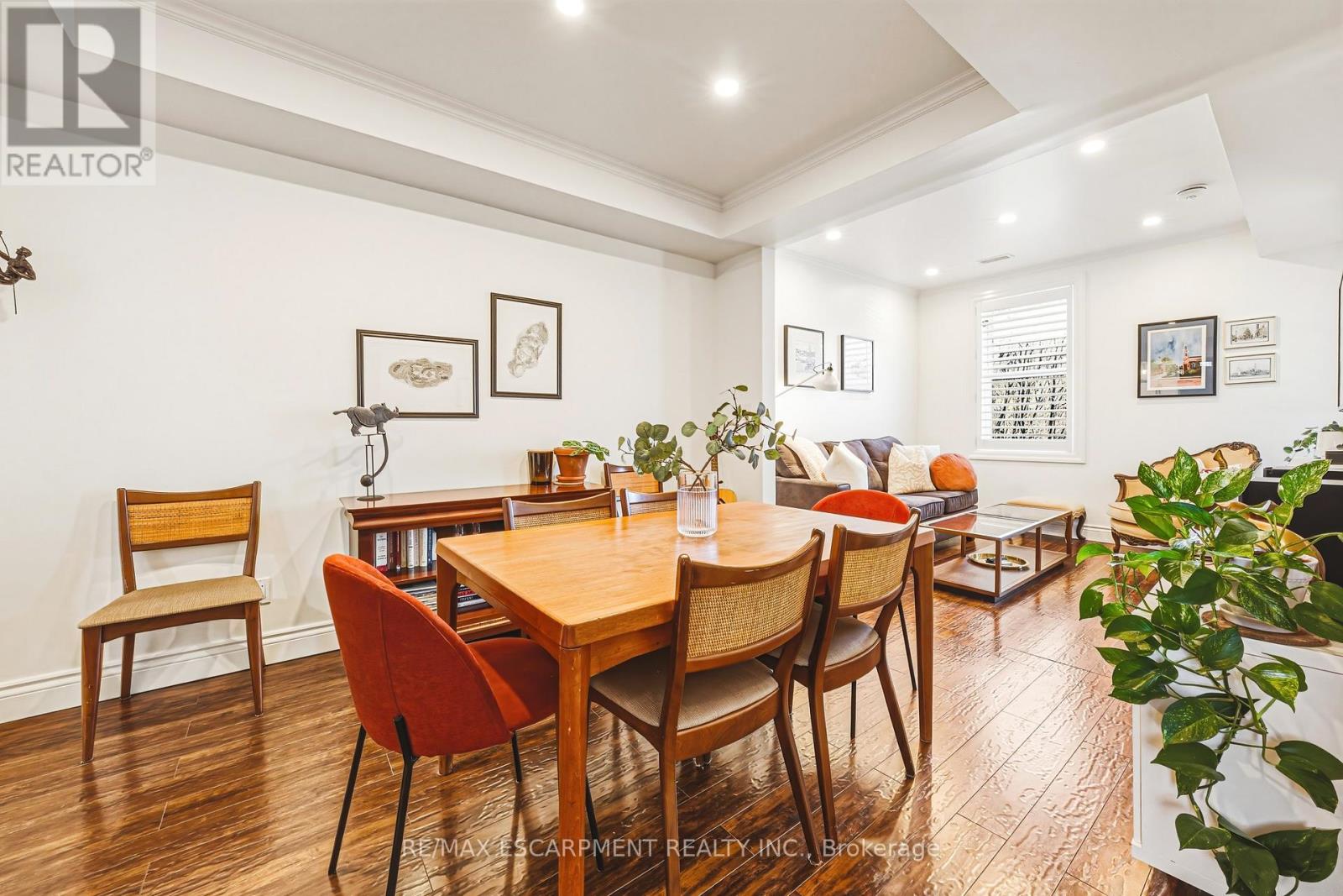 153 ELGIN STREET - 10