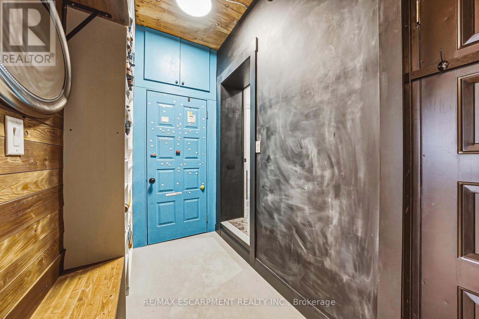 153 ELGIN STREET - 21