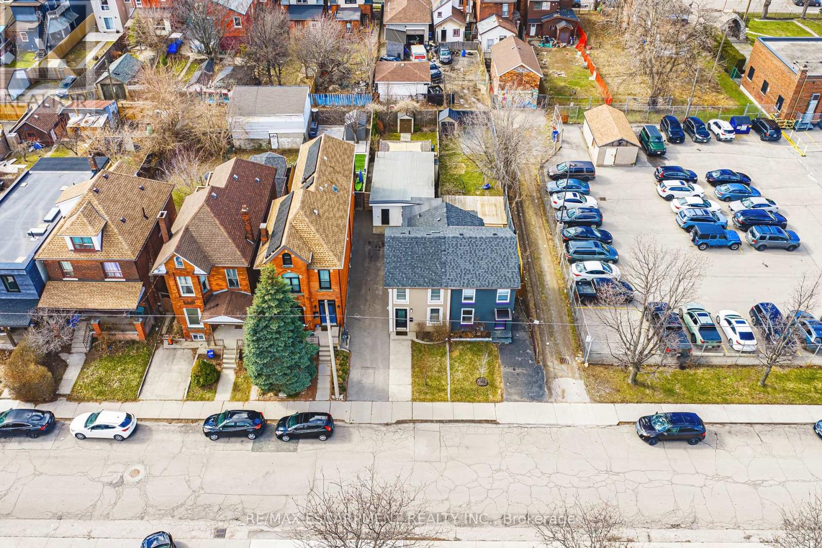 153 ELGIN STREET - 36