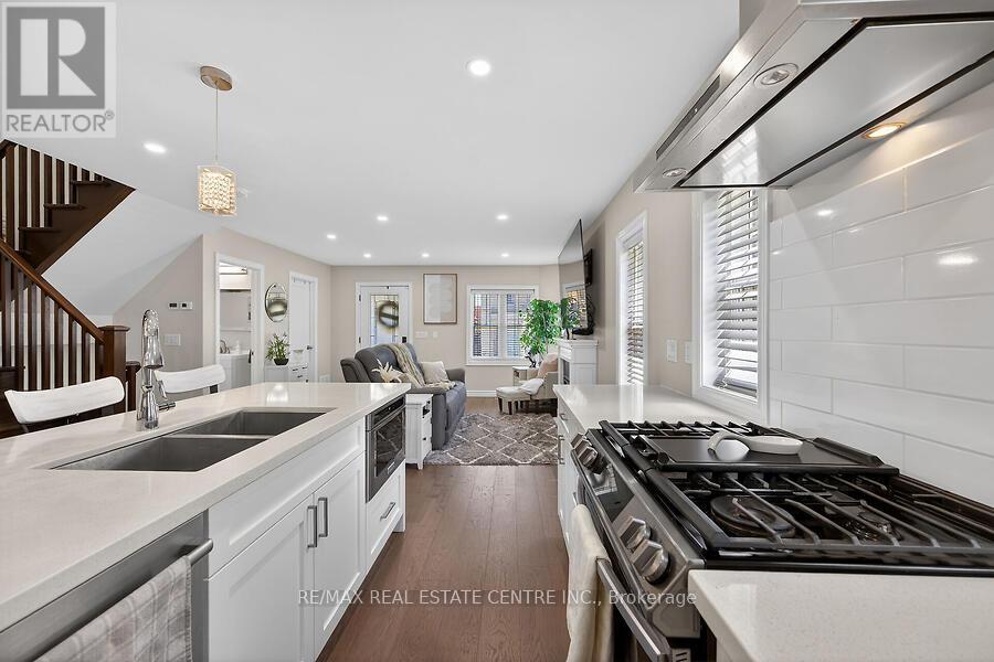 109 RAY STREET N - 19