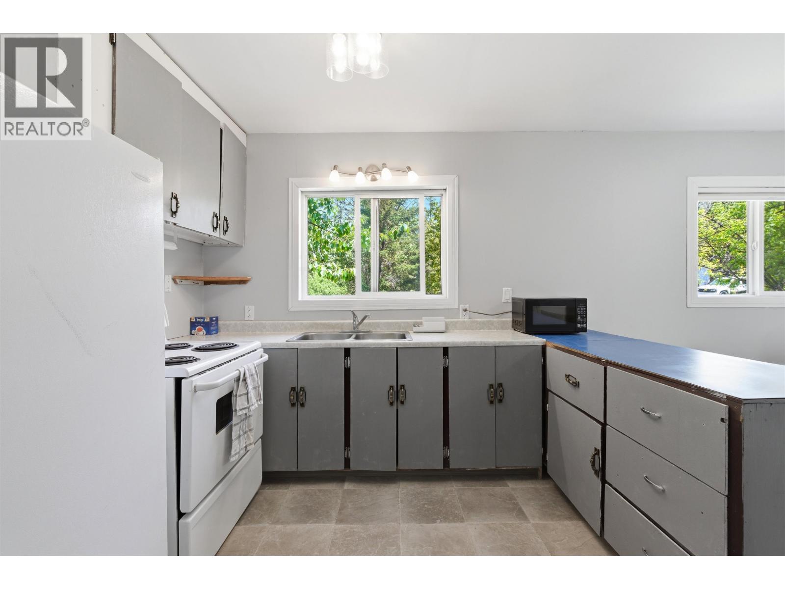 1824 DOG CREEK ROAD - 22