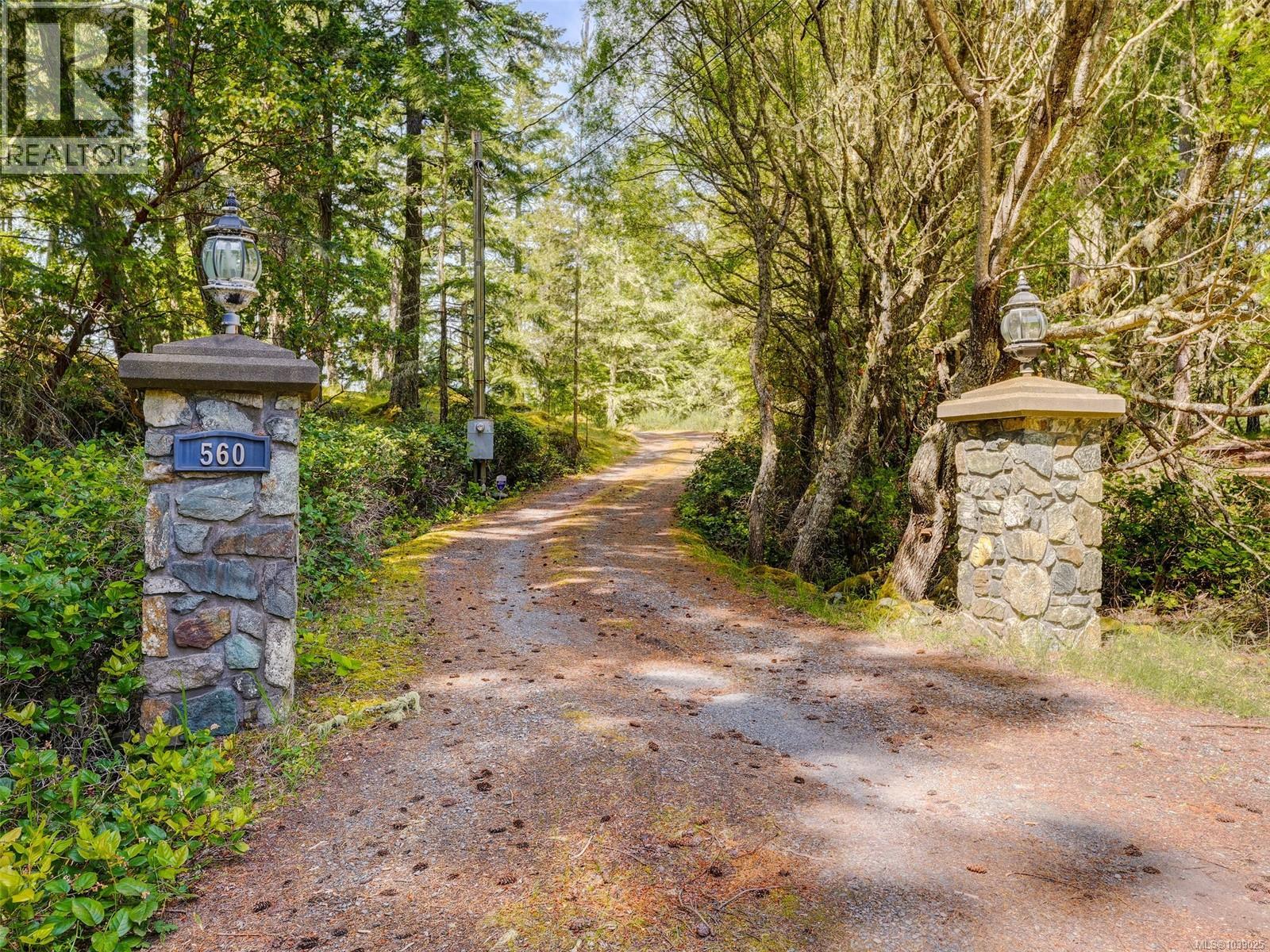 560 Wilderness Pl, Sooke