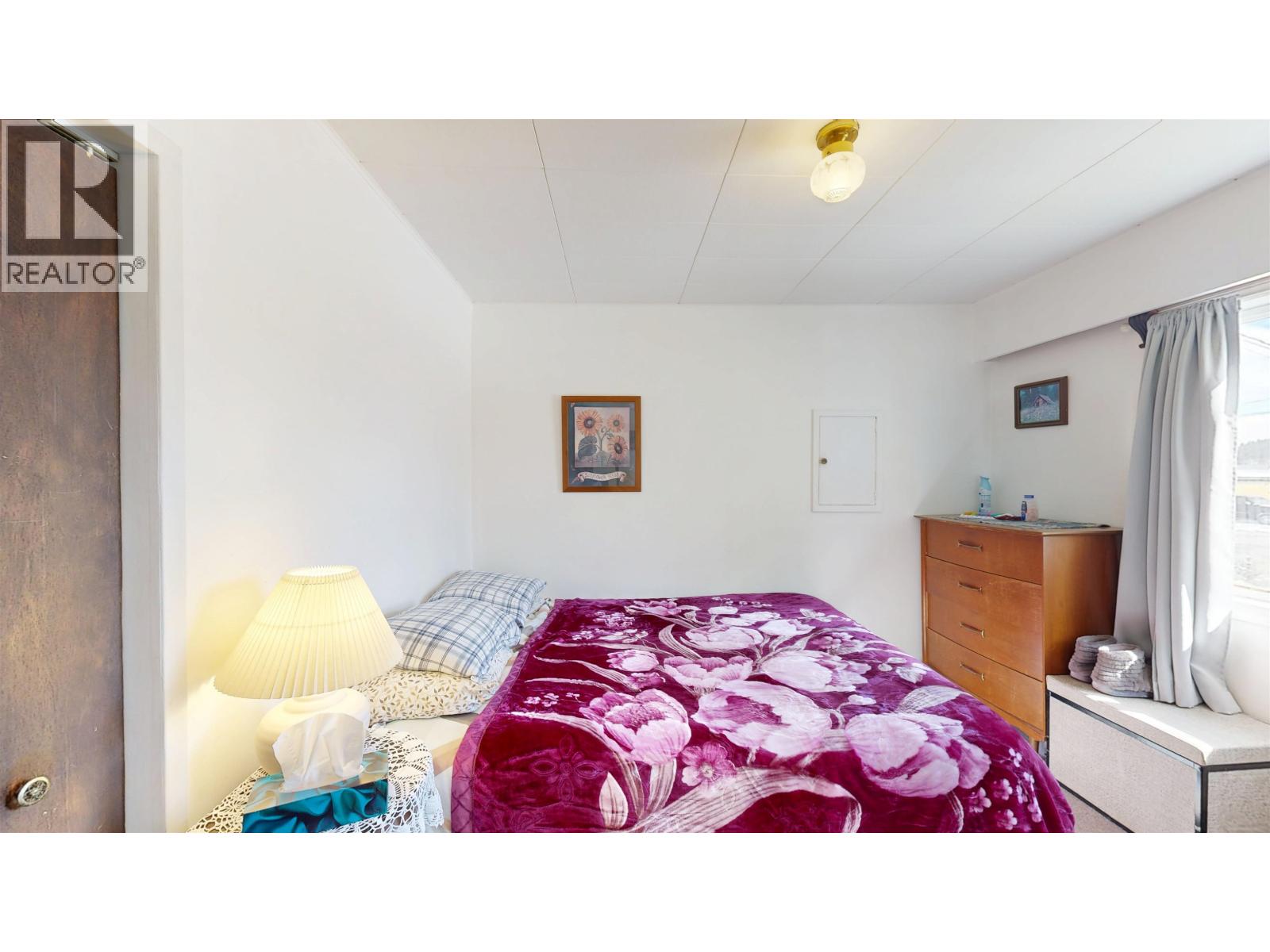 848 SCOTT ROAD - 12