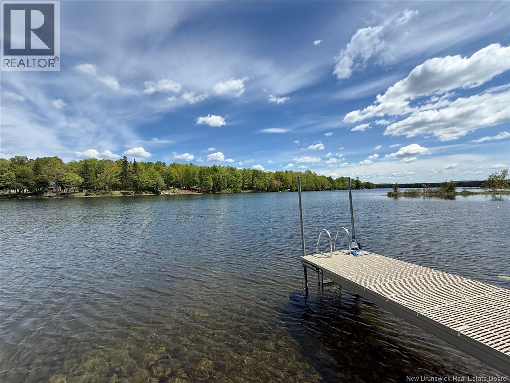 55 Stevenson Lane - Image 3