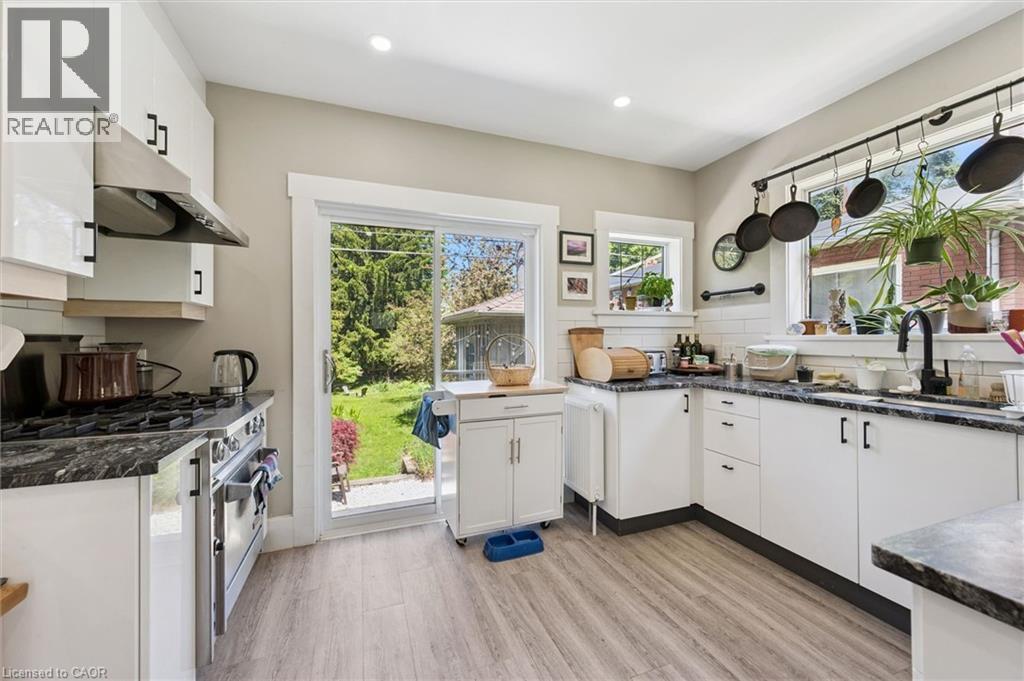 74 HOMEWOOD Avenue - 15