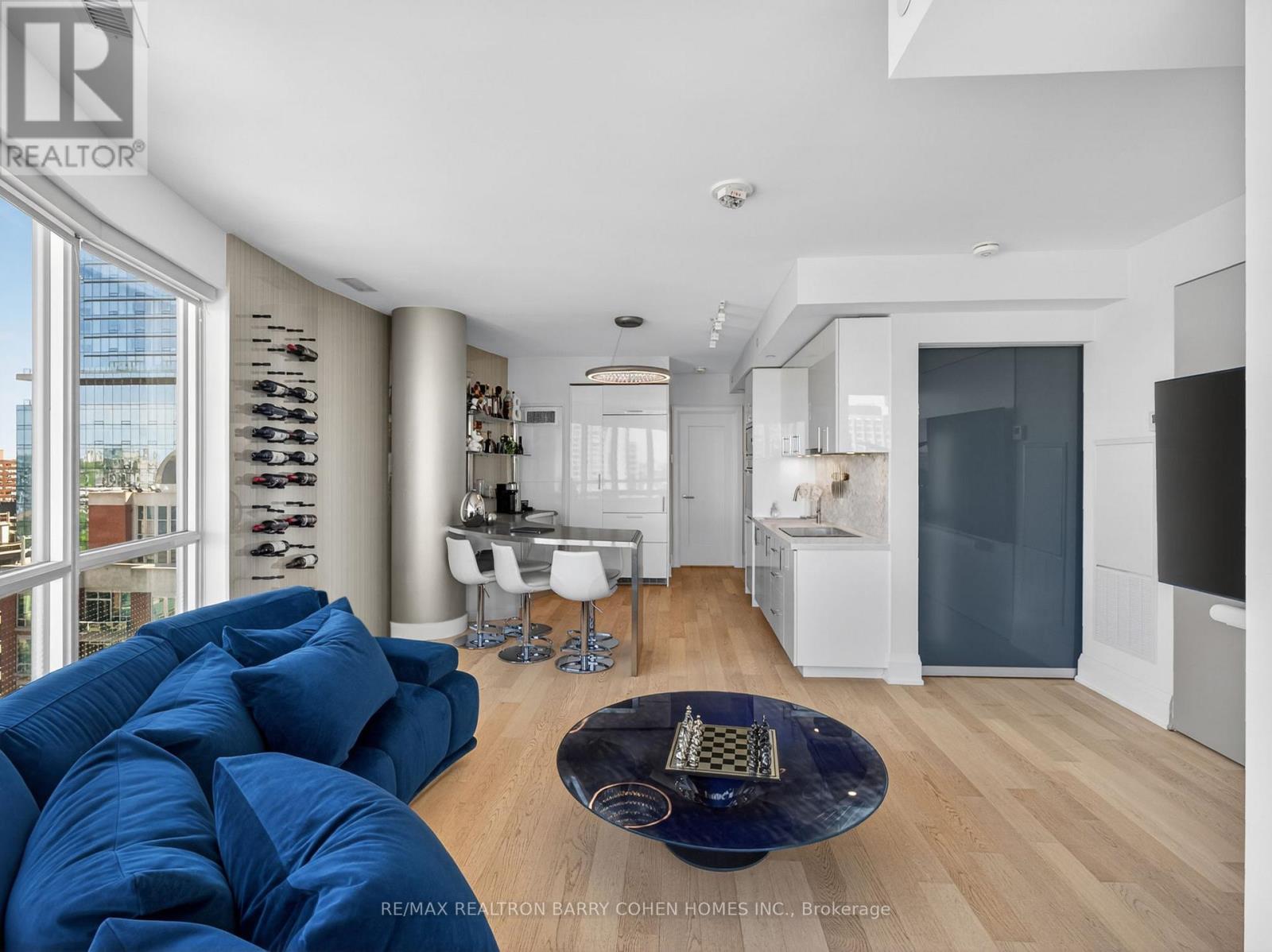 #2104 88 CUMBERLAND STREET - 10