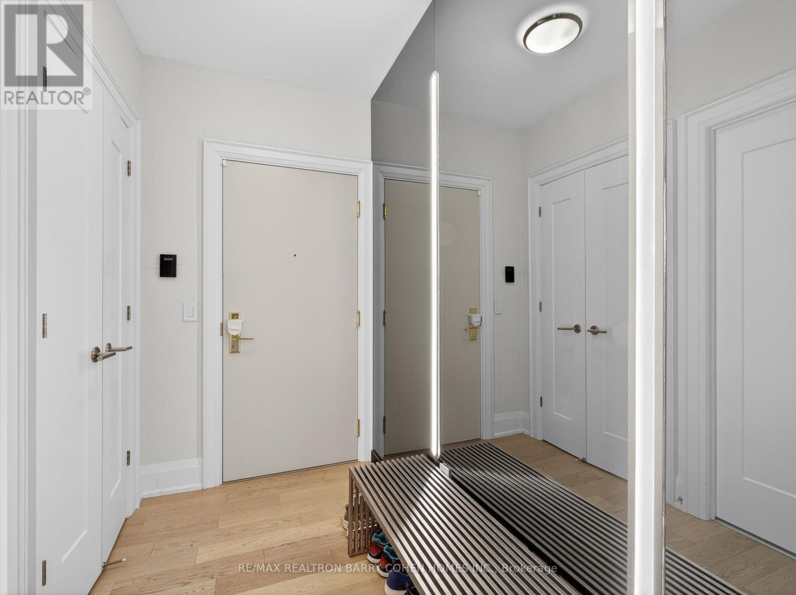 #2104 88 CUMBERLAND STREET - 3