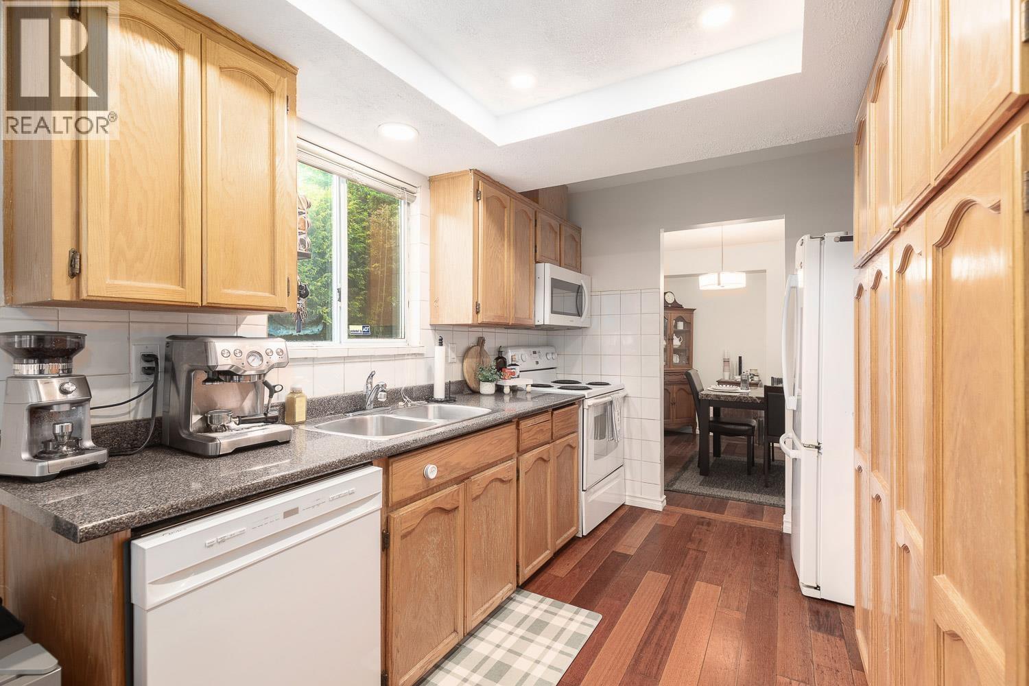 11 21541 MAYO PLACE, Maple Ridge
