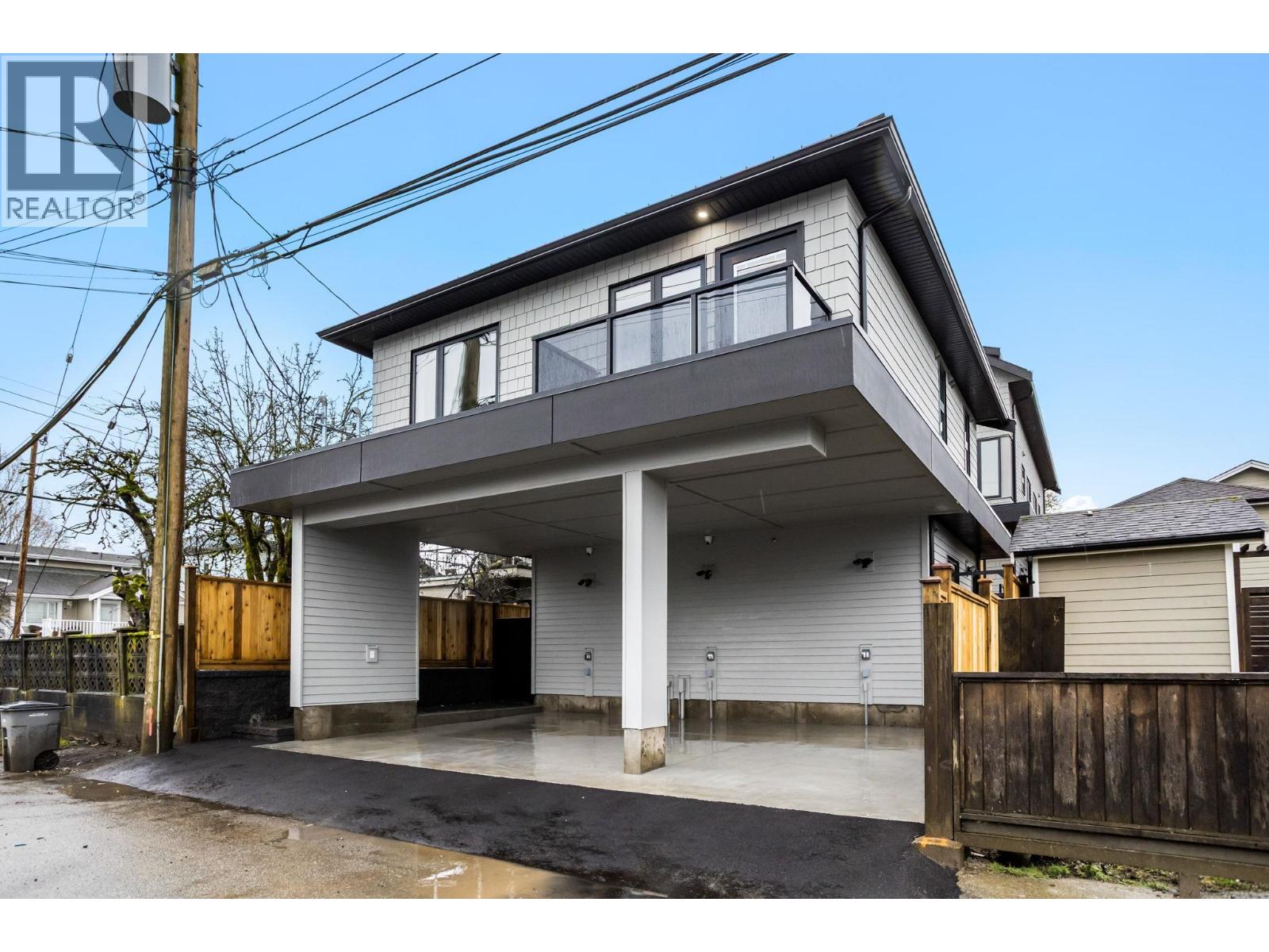 4 Bed, 4 Bath House for Sale in Vancouver – 2 3275 GRAVELEY STREET, Vancouver – MLS# R3131003 - Image 24