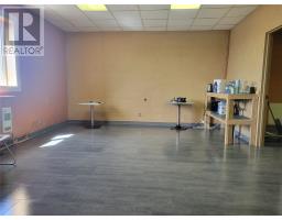 225 Carolina Avenue thumbnail 5