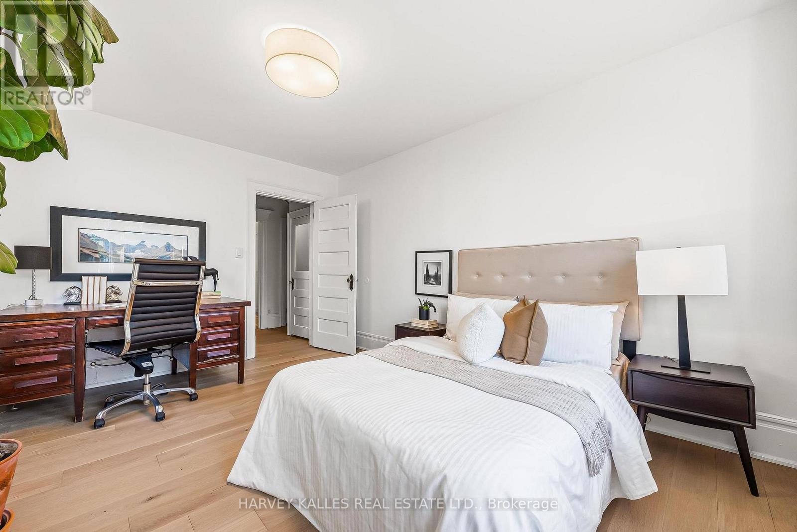 139 HAMMERSMITH AVENUE - 17