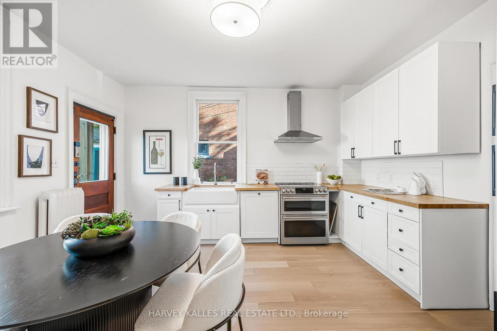 139 HAMMERSMITH AVENUE - 7