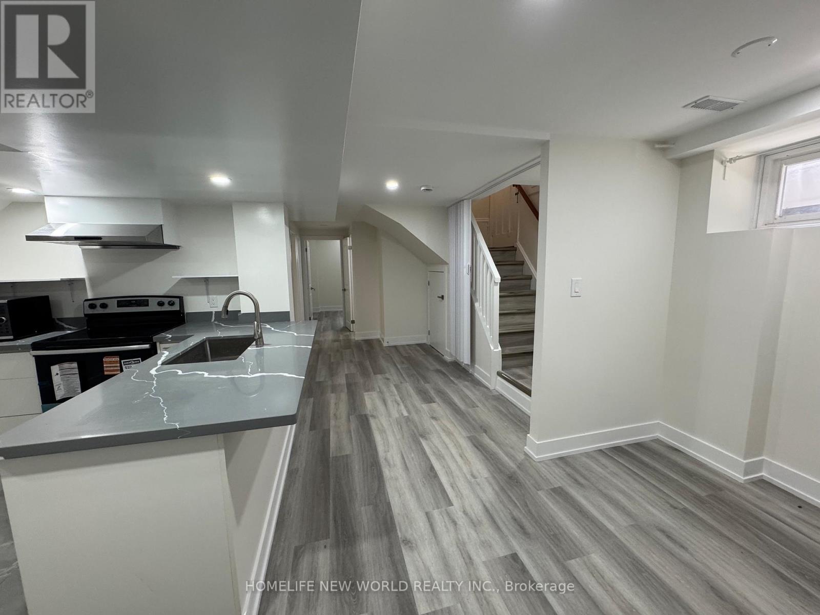 Listing photo of 47 SHROPSHIRE DRIVE