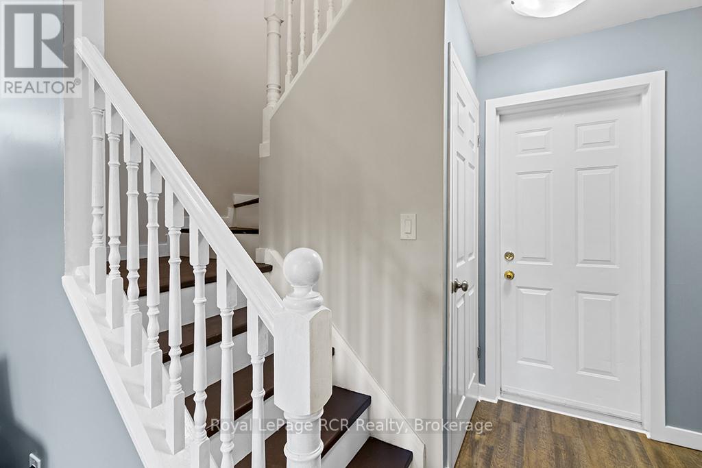 2512 8TH AVENUE A E - 18